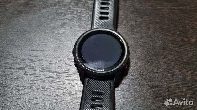 Garmin forerunner 745