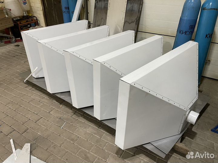 Зонт вытяжной для кухни