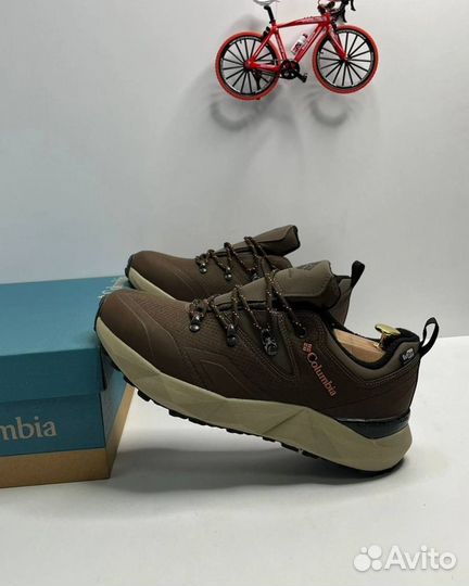 Кроссовки Columbia модные