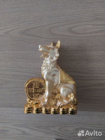 Статуэтка собаки