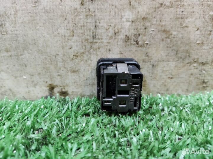 Кнопка центрального замка Bmw E39 седан 2.5 M52
