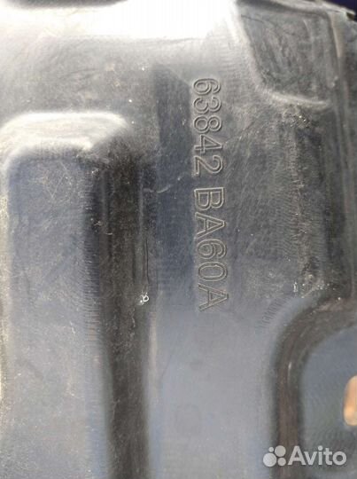 Подкрылок передний правый nissan juke