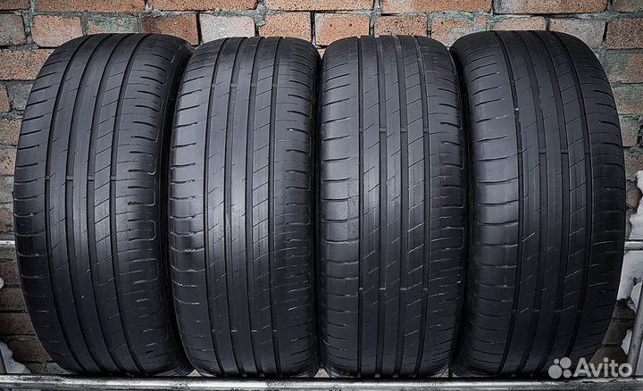 Goodyear EfficientGrip Performance 205/55 R16