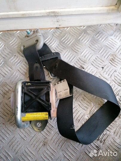 Ремень безопасности передний Mitsubishi Lancer 9