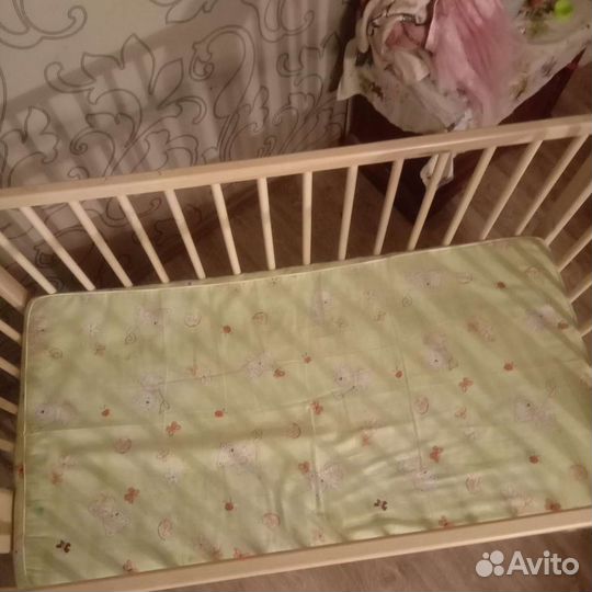 Кровать-маятник