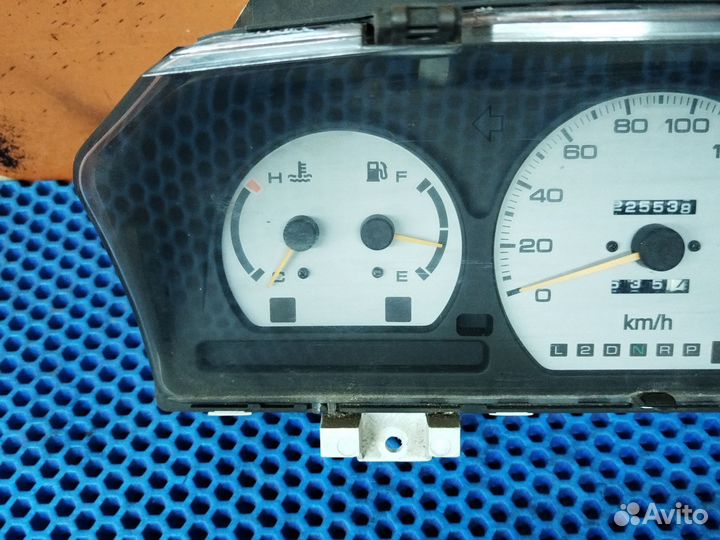 Панель приборов Mitsubishi RVR, chariot 1994