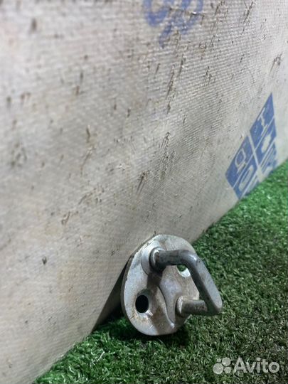 Ответная часть замка двери задняя правая