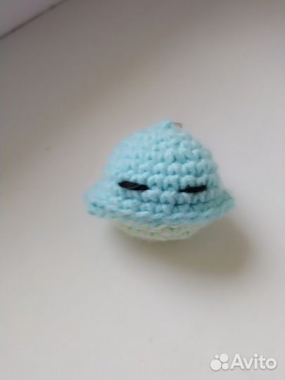 Вязанный котенок