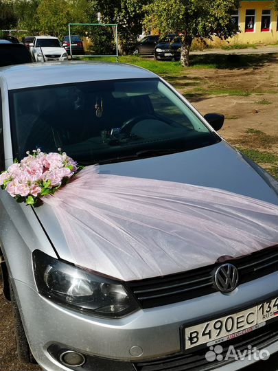 Свадебные украшения на машину