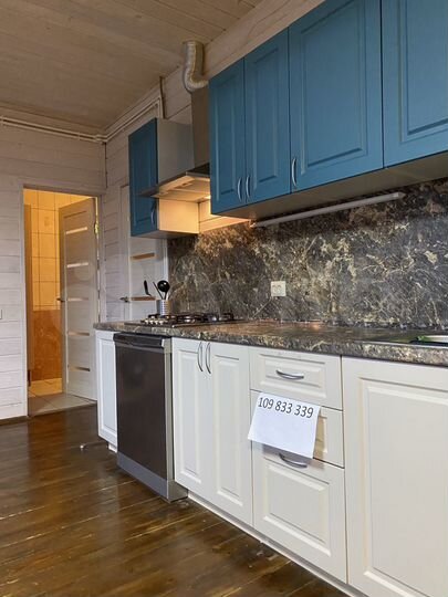 Дом 100 м² на участке 3 га