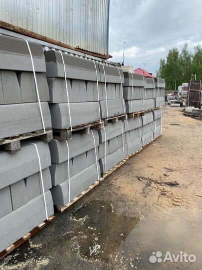 Бордюр магистральный 1000х300х180 Серый