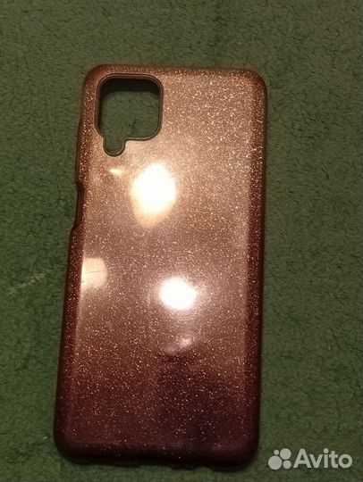 Чехлы на телефон