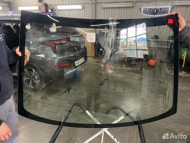 Лобовое стекло Hyundai Santa Fe (Хундай Санта фе)