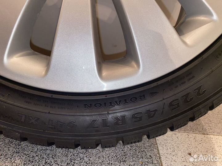 Комплекс зимних колёс (шипы) r17. Шины nokian hakk
