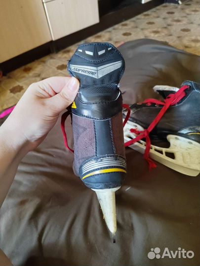Хоккейные коньки bauer supreme