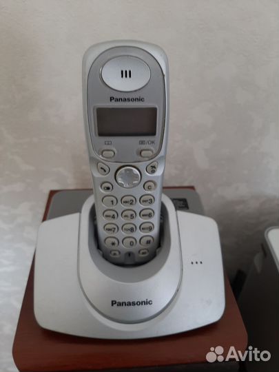 Радиотелефон