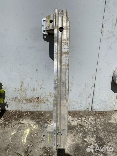 Усилитель бампера заднего для Audi Q7