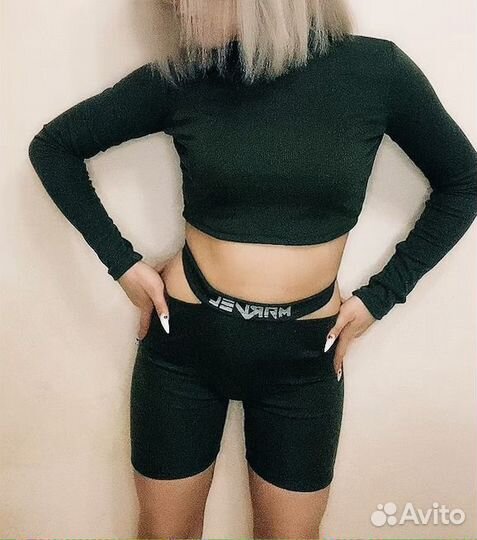 Костюм спортивный