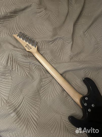 Электро гитара