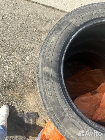 Continental ContiPremiumContact 2 215/55 R18