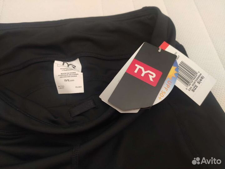 Новые спортивные тайтсы лосины Tyr Solid 3