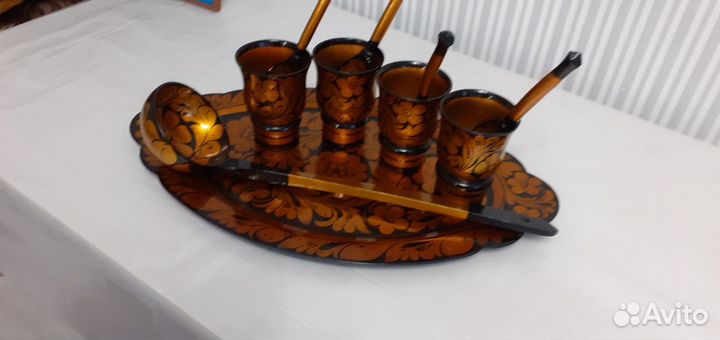 Золотая хохлома