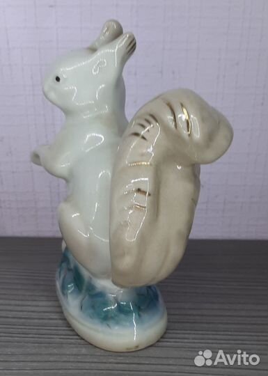 Белка Гжель