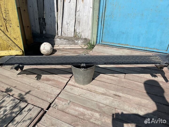 Порог Toyota Land Cruiser 200 2011 г