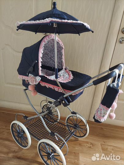 Коляска для кукол