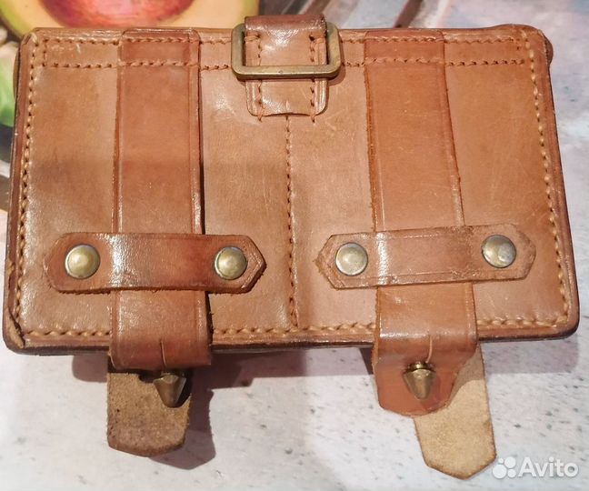 Кожанный ГДР-овский подсумок к винтовке Мосина