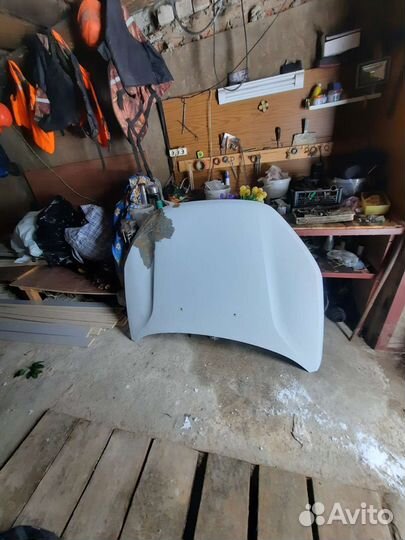 Капот LADA vesta