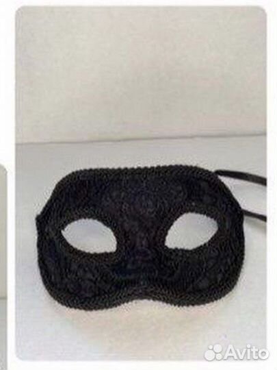 Маска маскарадная