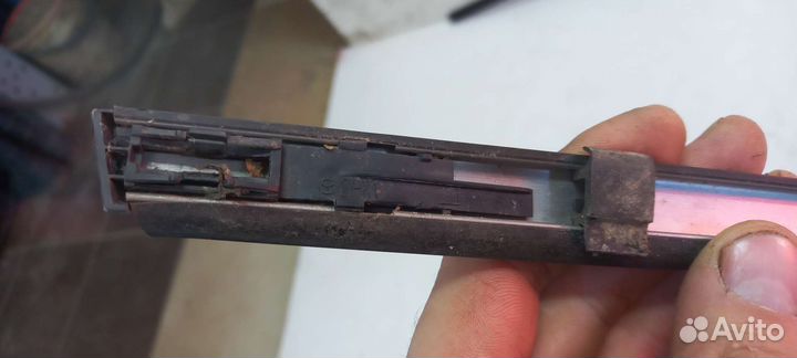 Молдинг крыши Mazda 6GJ седан