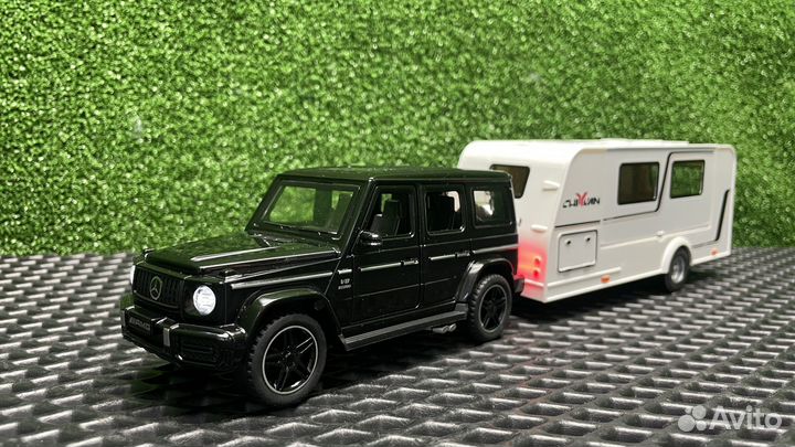 Модель Гелентваген с прицепом автодом кемпер