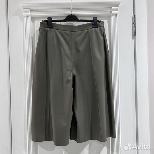 Бермуды Max Mara 42IT