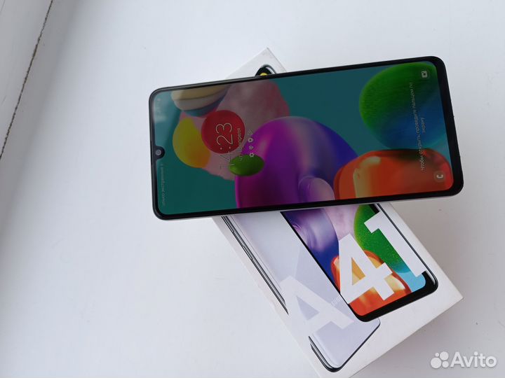Samsung Galaxy A41, 4/64 ГБ