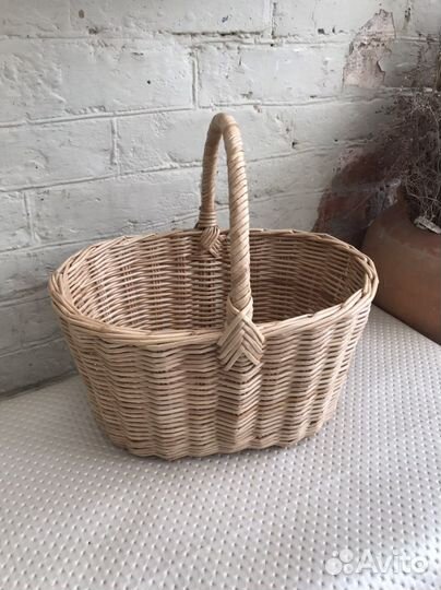 Корзина плетеная