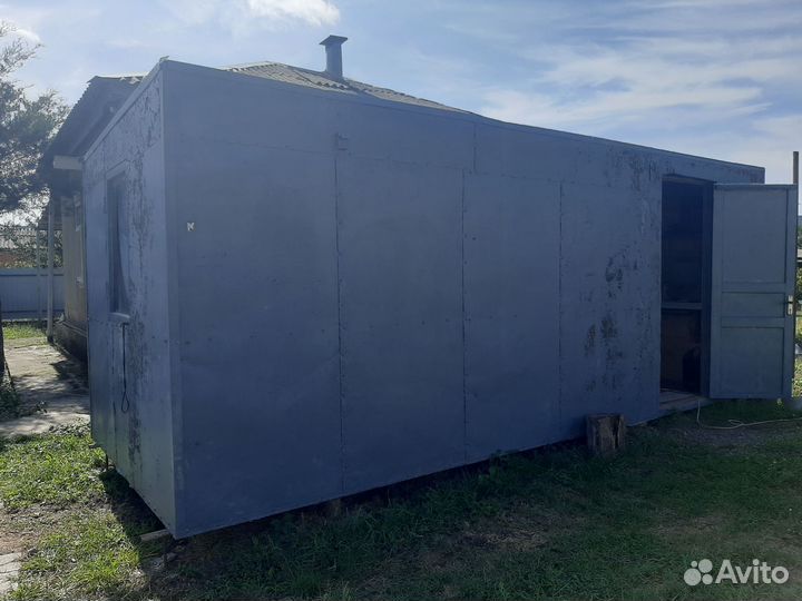 Жилой вагончик