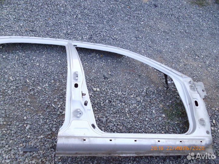 Порог правый (боковина) Hyundai Sonata 5