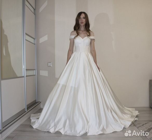 Продам свадебное платье