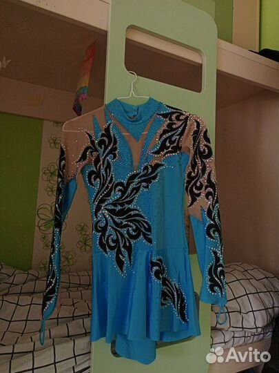 Платье для выступлений фигурное катание