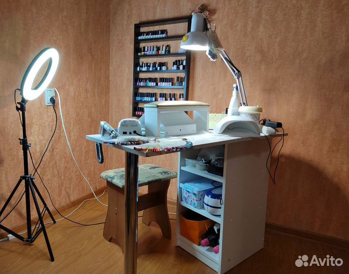 Покрытие ногтей на руках гель-лаком