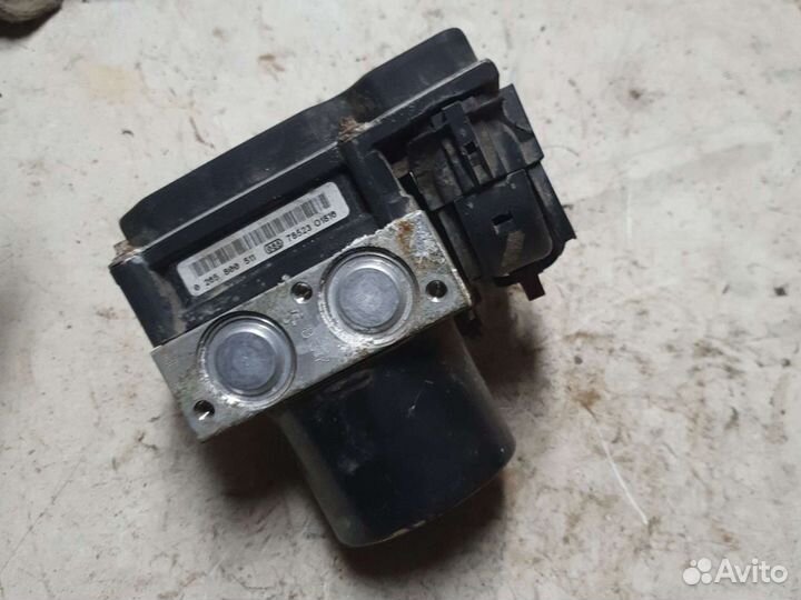 Блок abs Volkswagen Polo 4. 2004г,в