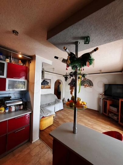 3-к. квартира, 79 м², 2/10 эт.