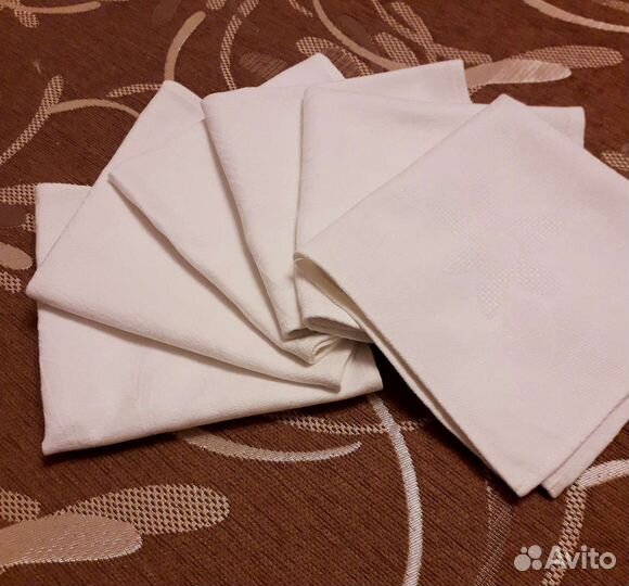 Скатерть с салфетками