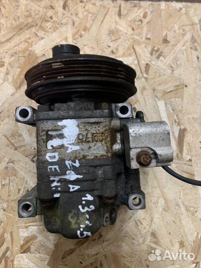 Компрессор кондиционера Mazda Demio 1.3 D3W3 1999