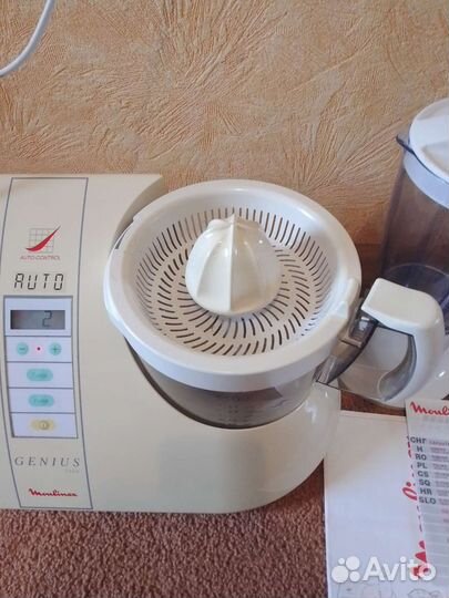 Кухонный комбайн moulinex genius 1000