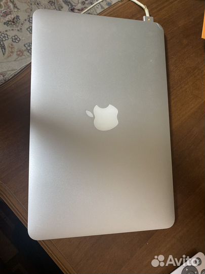 Apple MacBook Air 11