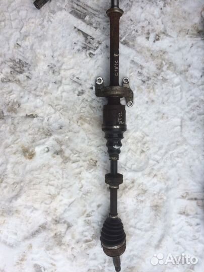 Привод полуось правая хонда сивик 4 Д МКПП 2008 г