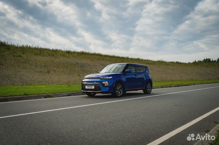 Аpендa Kia soul. Прокат нового киа c/бeз водителя